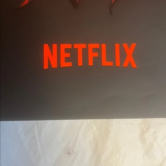 Wake Up Dead Man Limited Origin Movie Poster Knives Out Dragon 13 x 20 11/25 NEW - Picture 5 of 14